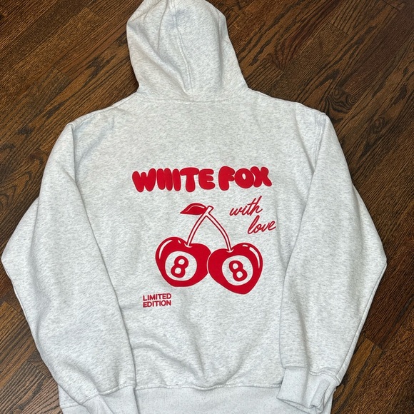 White Fox Cherry With Love In The Moment Hoodie Grey Marle - Picture 9 of 16